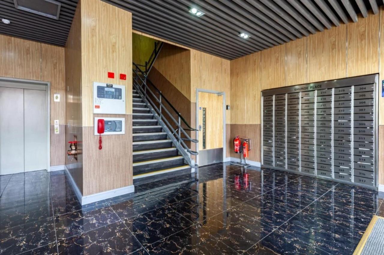 B101 Boutique City Loft 考文垂 外观 照片